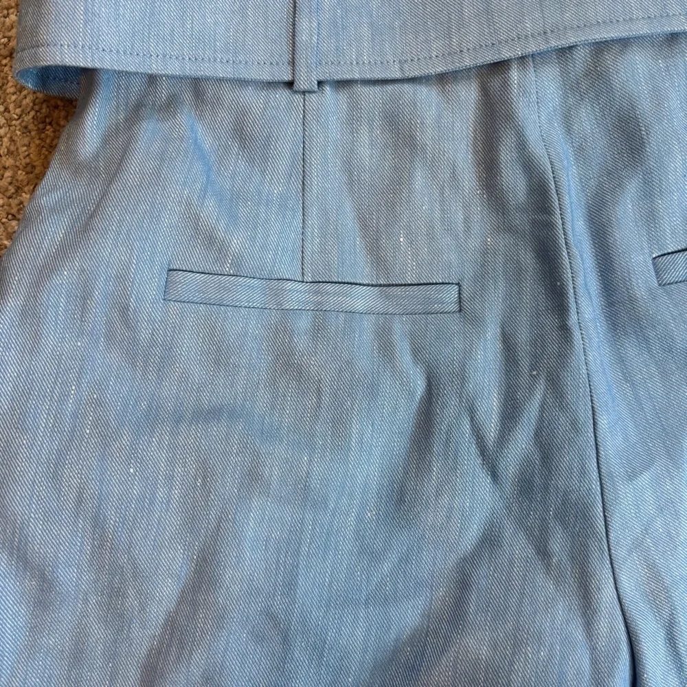 🔹 Veronica Beard Blue Pleated Linen Shorts - size 4 - Picture 5 of 8